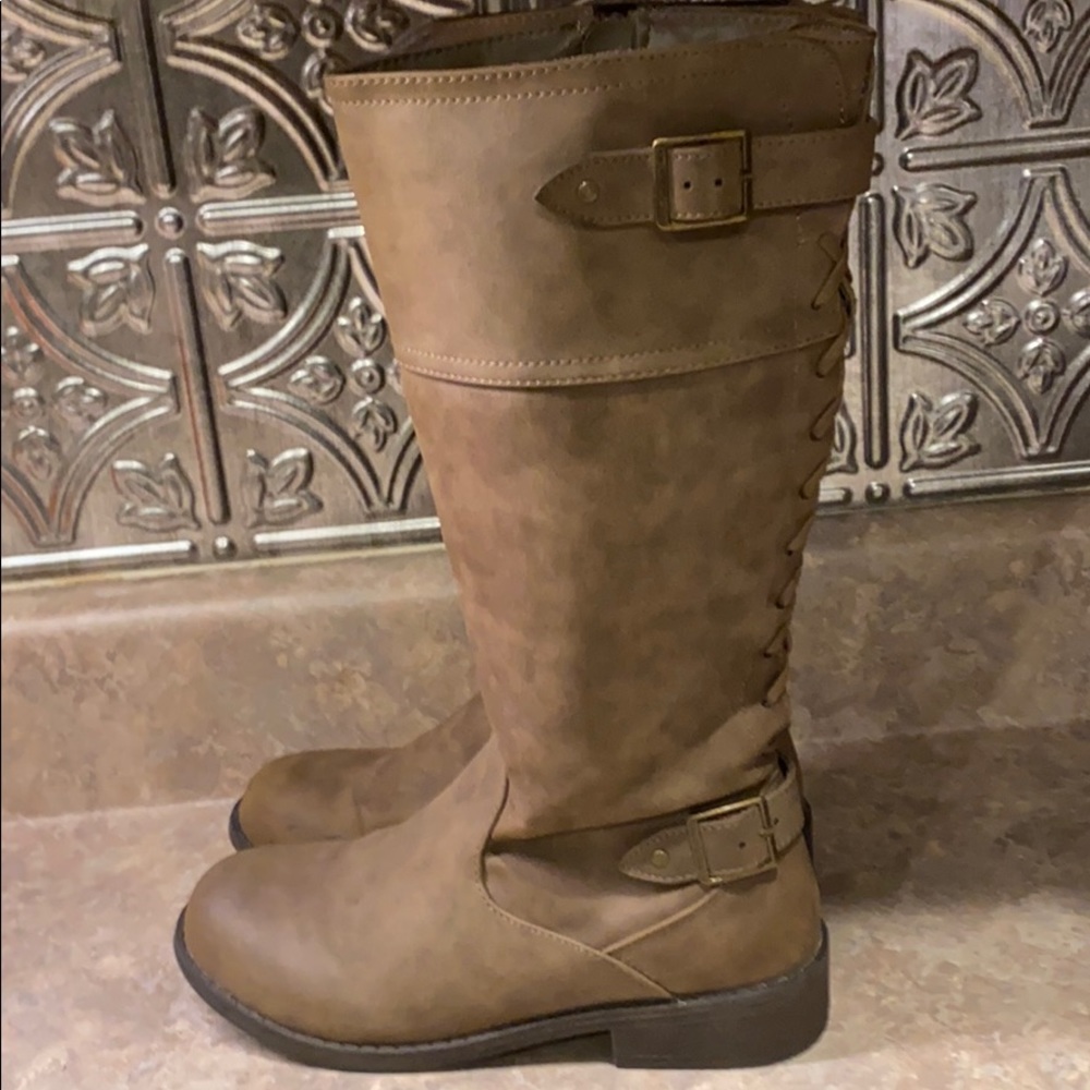 Girls brown zipper boots
